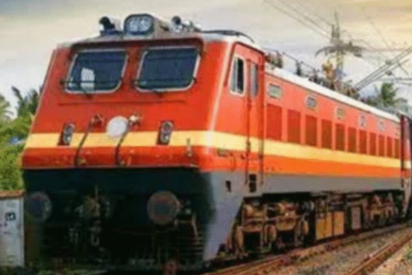 Puri–Bangiriposi Express Chair Car Coach