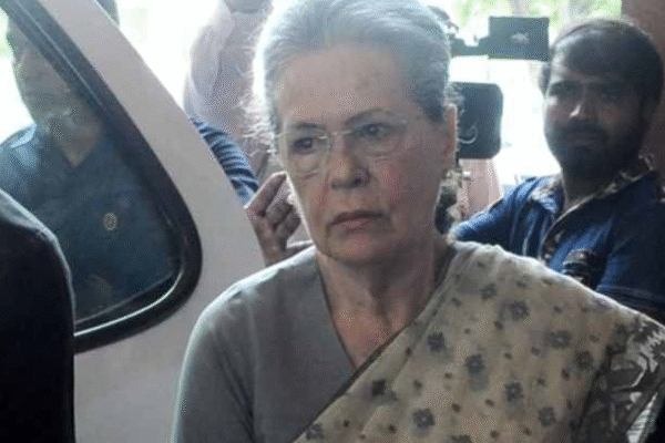 Sonia Gandhi admitted to hospital