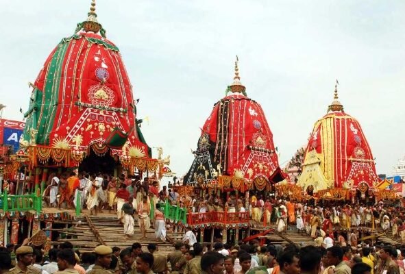 Bahuda Yatra 2025: Lakhs Gather in Puri as Mahaprabhu Returns to Shri Mandir Bahuda Yatra 2025 Puri